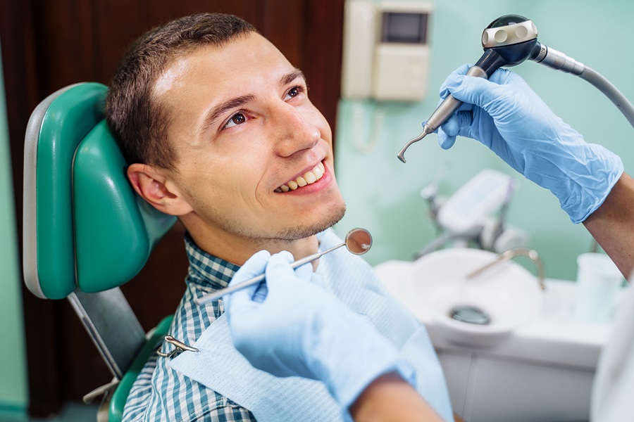 Gentle Solutions: Understanding Dental Extractions and Aftercare